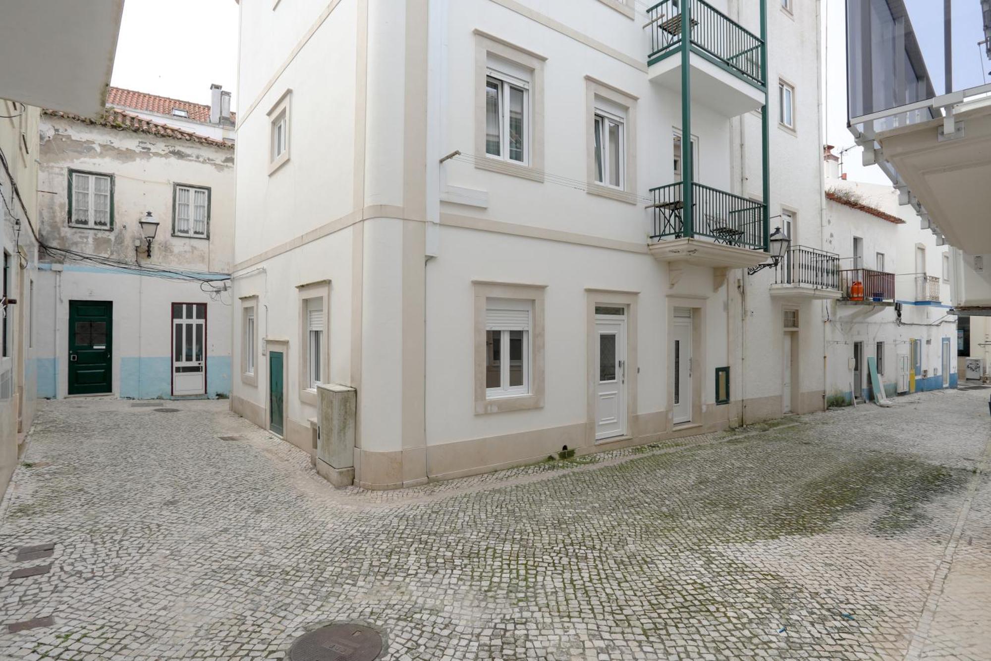 Appartamento Casa Ribeiro Nazaré Esterno foto